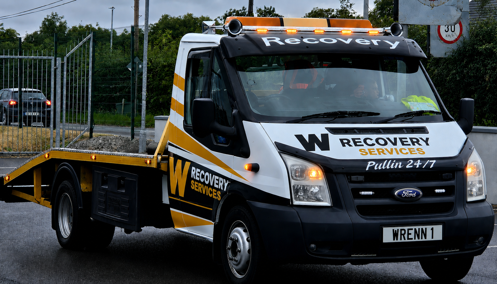 Wrenn Recovery Services recovery truck